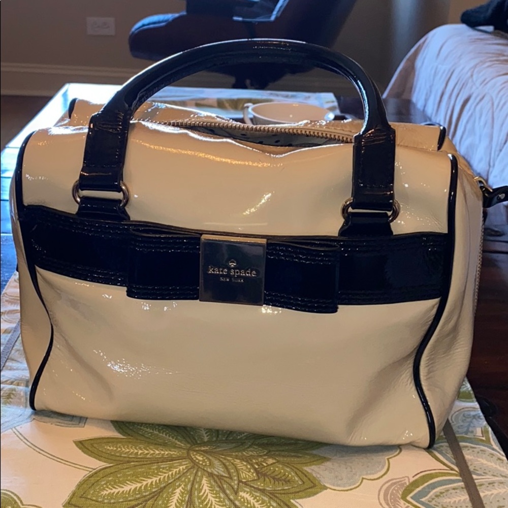 Kate Spade Cream & Black Handbag Purse ๐๐๐ - Picture 1 of 9